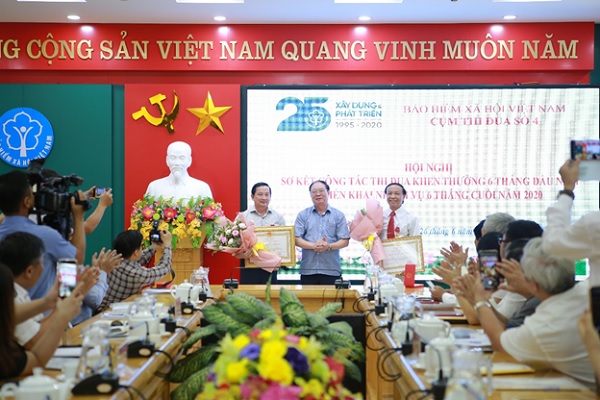 Cụm thi đua số IV thi đua hoàn thành xuất sắc nhiệm vụ được giao Cum thi dua so IV thi dua hoan thanh xuat sac nhiem vu duoc giao